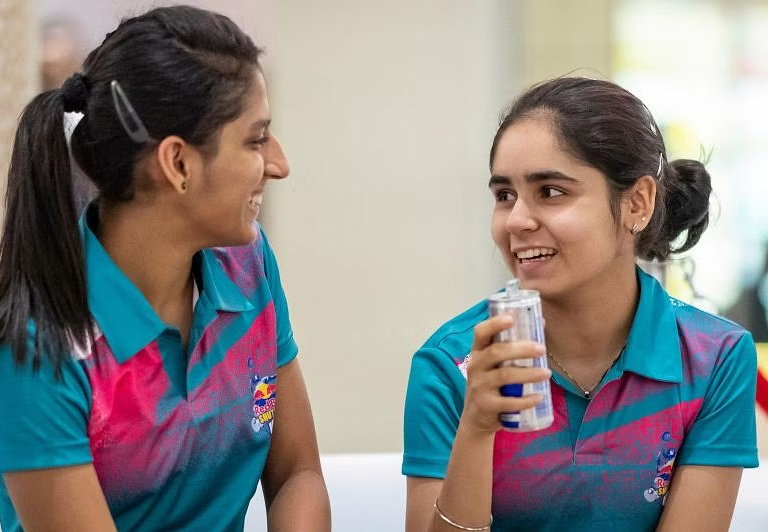 Ritika Thaker and Simran Singhi celebrating their victory at Malaysia Masters BWF Super 500 tournament.