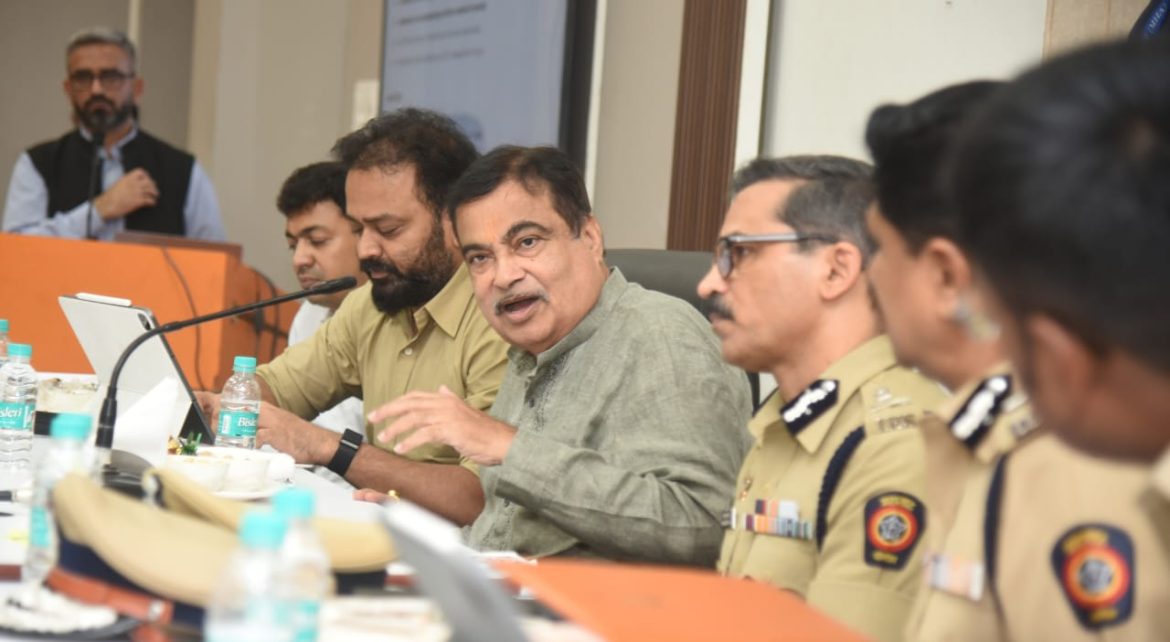 Traffic congestion in Nagpur with a plan for improvement using Surat's model.