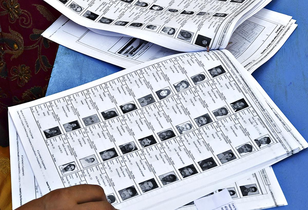 Nagpur voter list surge ahead of assembly elections showing growing numbers and political concerns