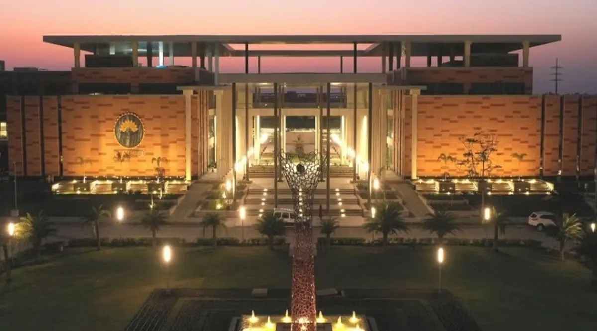 IM Nagpur campus expansion showcasing new hostels and sustainable solar installations