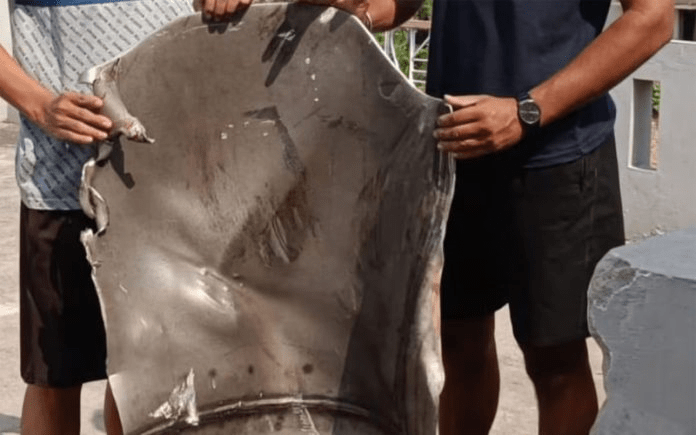 Mysterious metal object from the sky lands on Nagpur house terrace. | Sky Debris Nagpur Incident