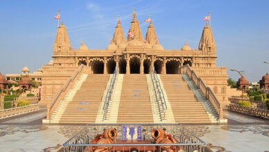 BAPS Shri Swaminarayan Mandir decorated for Diwali and Annakut Utsav 2025