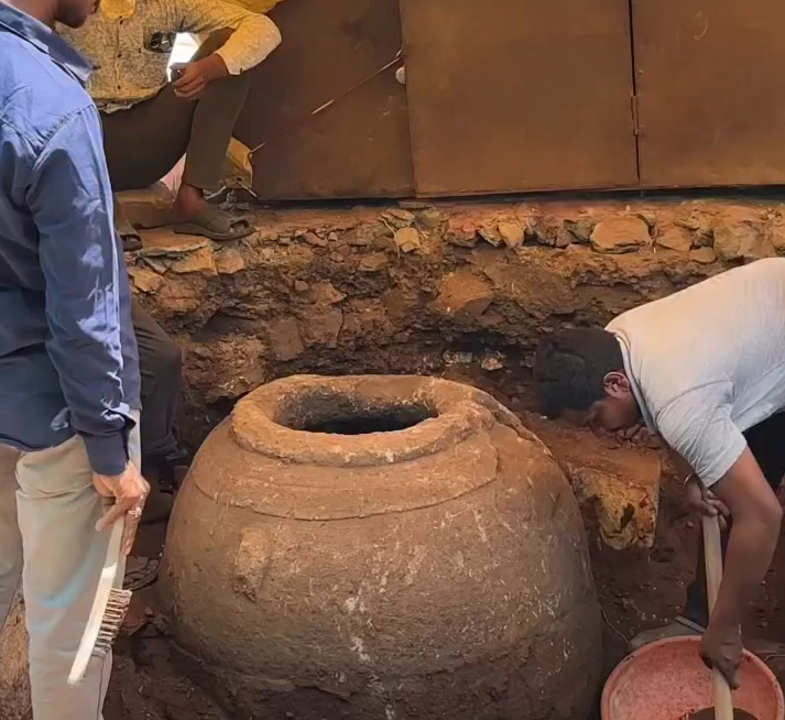 Ancient stone urn found at Ramtek Gadmandir excavation site