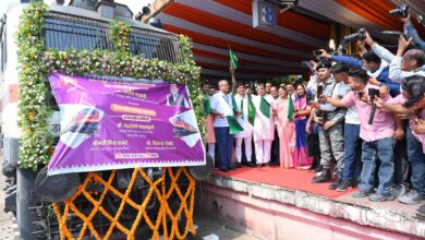Nitin Gadkari flags off Nagpur Madgaon special train Platform 8 Nagpur Railway Station May 16 2026