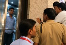Elevator malfunction at Fortune Mall Sitabuldi Nagpur traps 5-6 visitors — glass broken by mall staff to rescue those inside, May 2, 2026