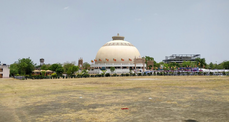 Deekshabhoomi Nagpur development project stalled old wall crumbles debris 2026