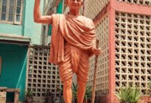 Mahatma Gandhi statue Satranjipura Nagpur glasses fixed NMC after newspaper report June 2026