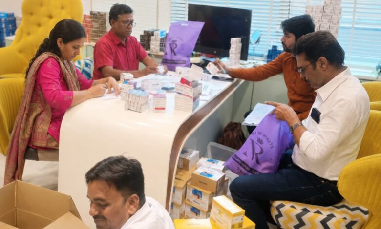 FDA Commissioner Tukaram Mundhe raid unlicensed skin clinic Nagpur allopathic medicines antibiotics alopecia seized June 3 2026