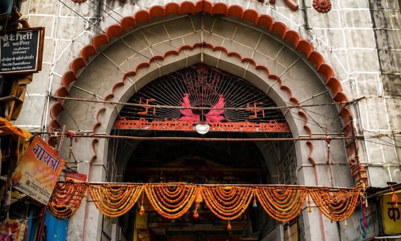 Kalyaneshwar Temple Mahal Nagpur 400 year old development plan approved at Sahyadri Guest House Mumbai in presence of CM Devendra Fadnavis — MLA Pravin Datke seeks Rs 100 crore August 2026