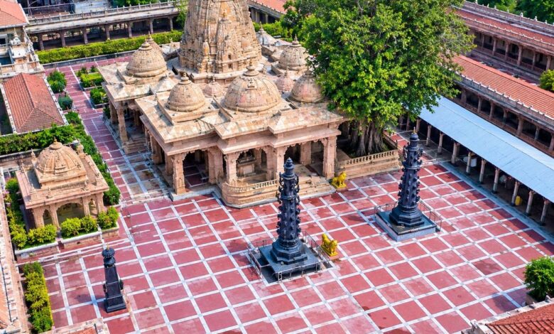 Maharashtra Cabinet approves government land lease to Shri Mahalaxmi Jagdamba Sansthan Koradi Nagpur for 30 years at Rs 1 annual rent — CM Devendra Fadnavis chairs Sahyadri Guest House meeting September 2026